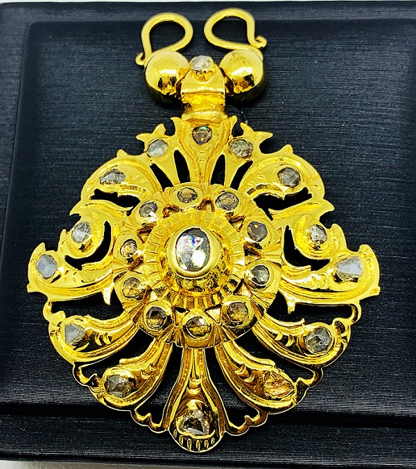 รับซื้อเครื่องเพชร